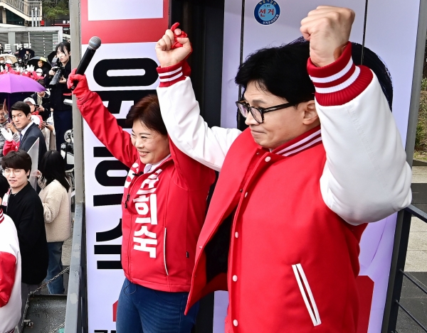 尹정부 중간평가에 몰리는 관심…유권자 95.8%