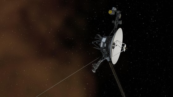 A sonda espacial Voyager 1 da NASA deixou a Terra em setembro de 1977 e cruzou o sistema solar em 2012. Em 2024, ela se afastou cerca de 24 bilhões de quilômetros da Terra. [사진 NASA]