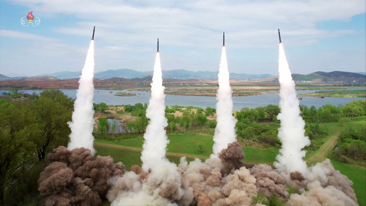 북한, 첫 핵반격가상종합전술훈련 진행