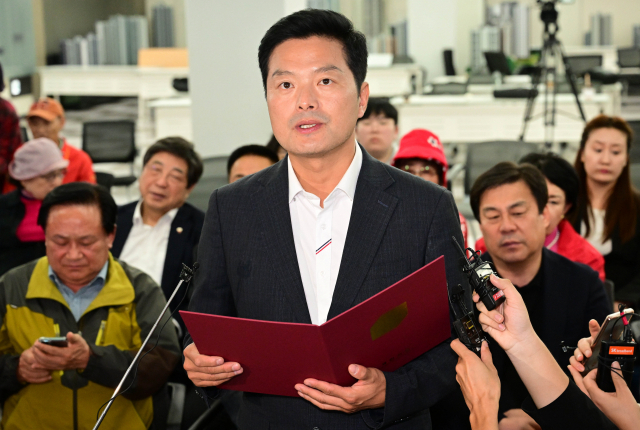 [단독] 김태우 전 강서구청장 선거법 위반 혐의로 재판행